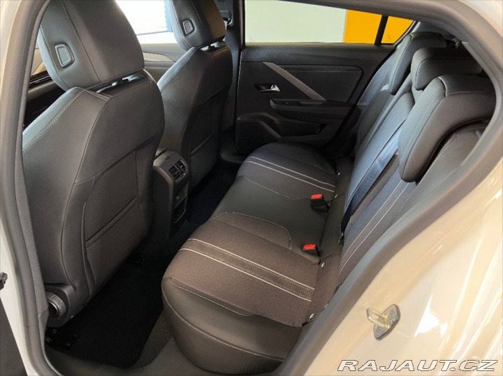 Opel Astra 0.1 GS Electric 115KW 2024