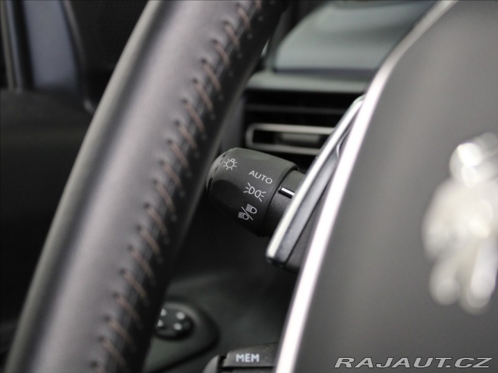 Peugeot Rifter 1,2 96kW AT Allure KAM.Zá 2021