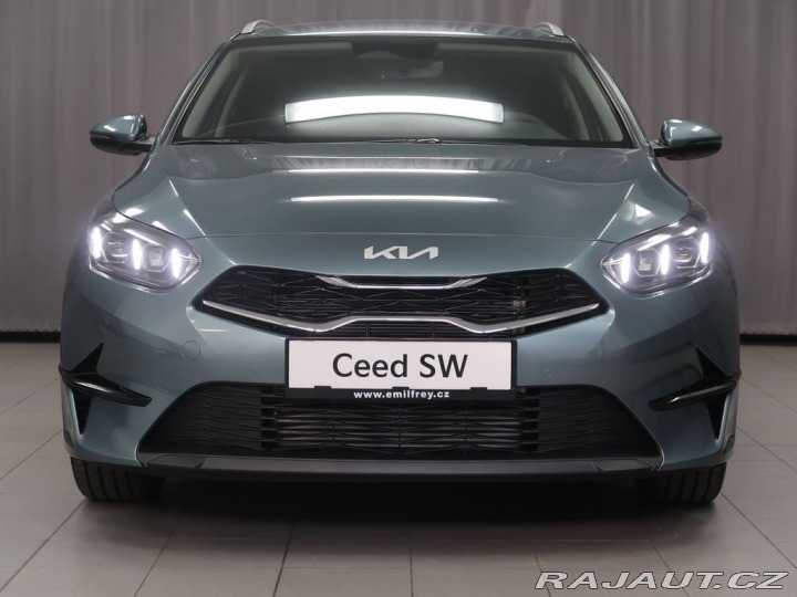 Kia Ceed SW TOP - K odběru IHNED 2025