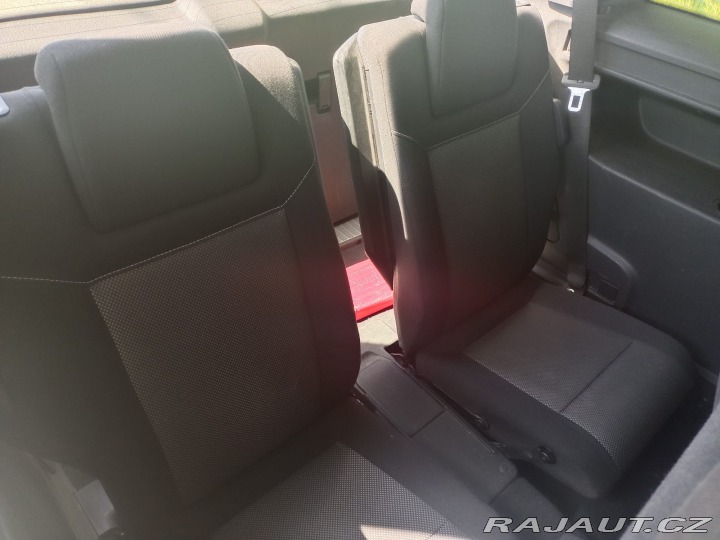 Opel Zafira 1.8 103Kw 7.místné 2009