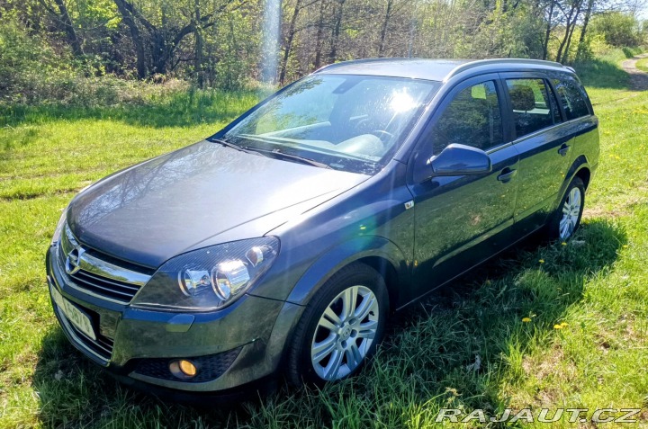 Opel Astra H 1.7 CDTI 92Kw 2010