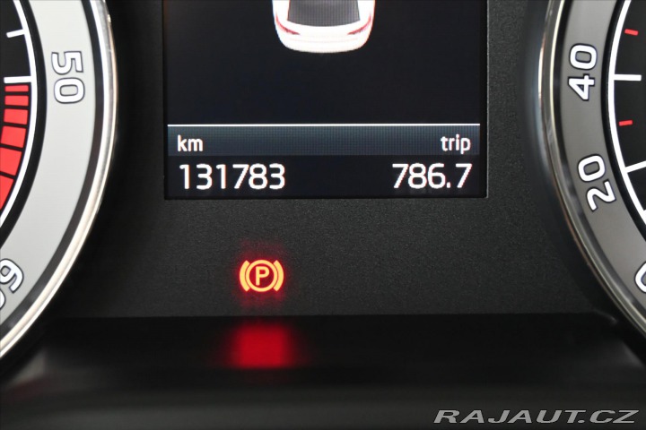 Škoda Superb 2,0 TDi 110kW DSG *Style* 2020