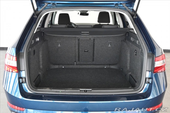 Škoda Superb 2,0 TDi 110kW DSG *Style* 2020