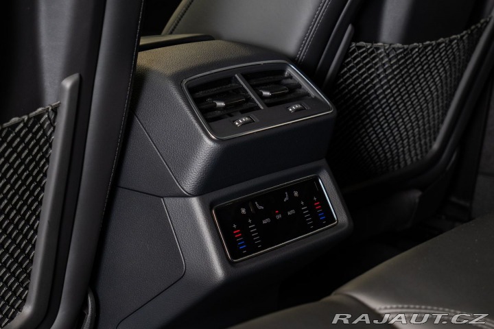 Audi e-tron 55 quattro/Advanced 2019