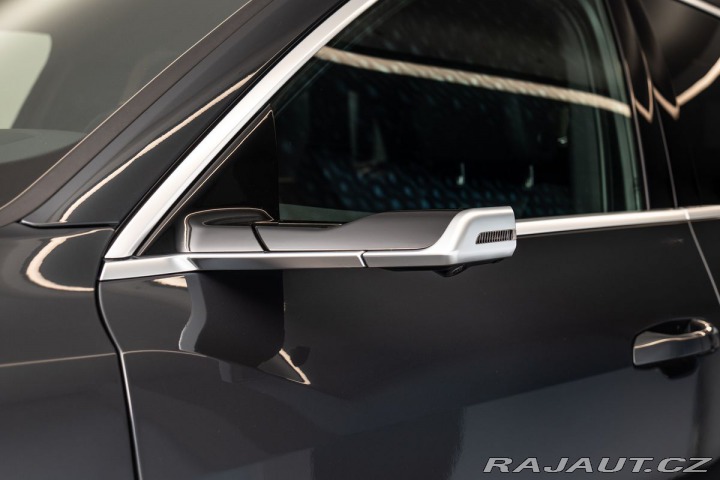 Audi e-tron 55 quattro/Advanced 2019
