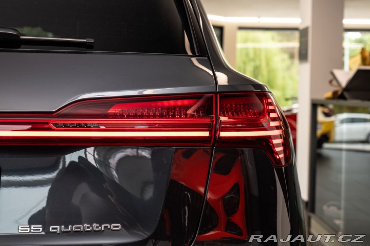 Audi e-tron 55 quattro/Advanced 2019