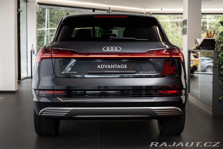 Audi e-tron 55 quattro/Advanced 2019
