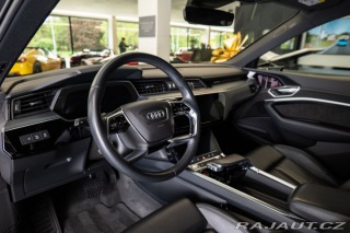 Audi e-tron 55 quattro/Advanced 2019
