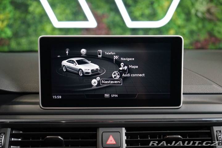 Audi A5 Coupe Kamera ACC Tažné 2017