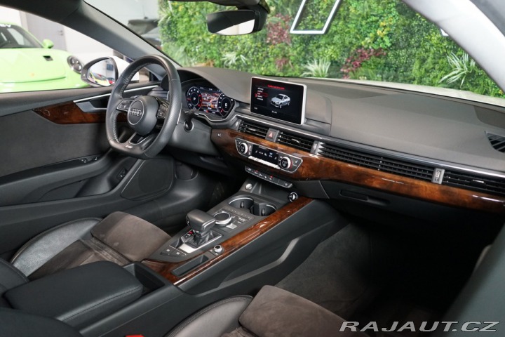 Audi A5 Coupe Kamera ACC Tažné 2017