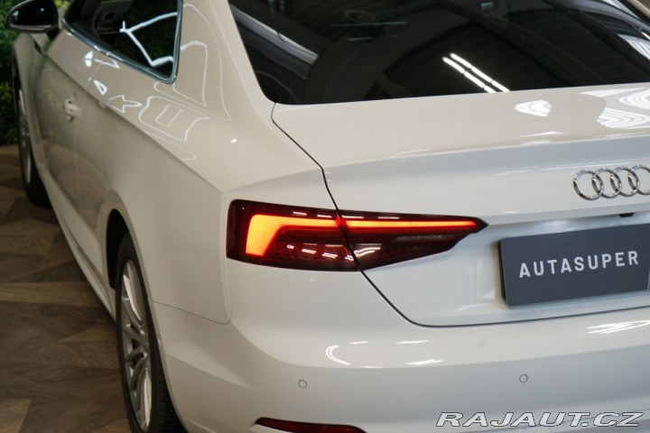 Audi A5 Coupe Kamera ACC Tažné 2017
