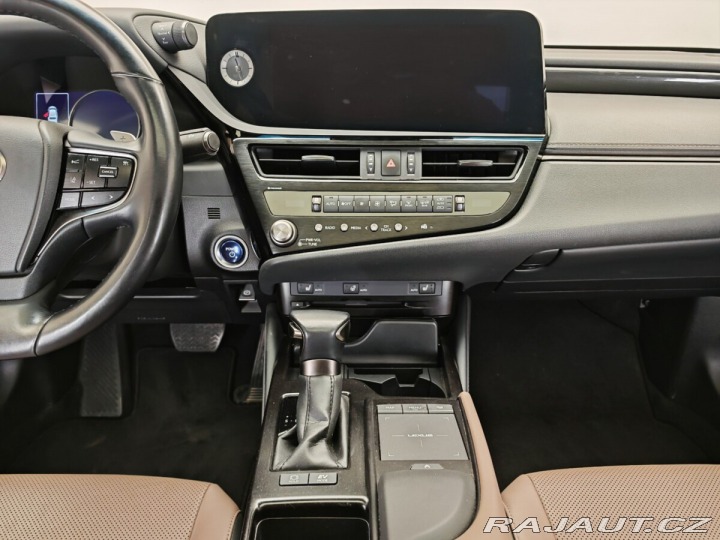 Lexus Ostatní modely ES 300h 2021
