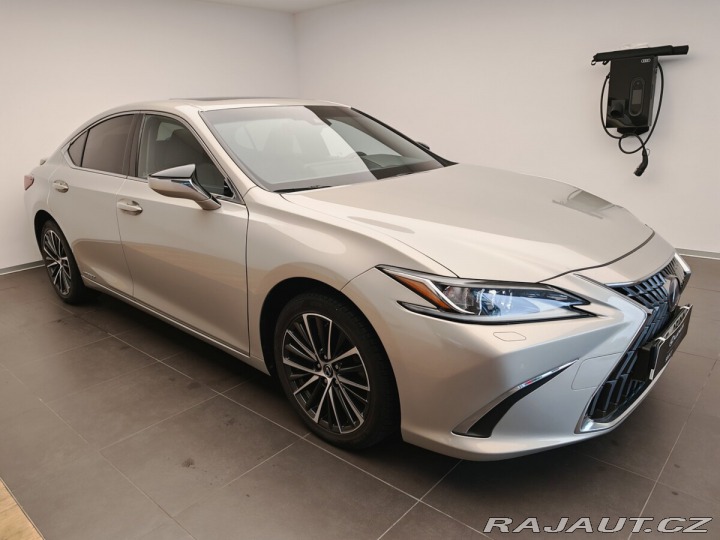 Lexus Ostatní modely ES 300h 2021
