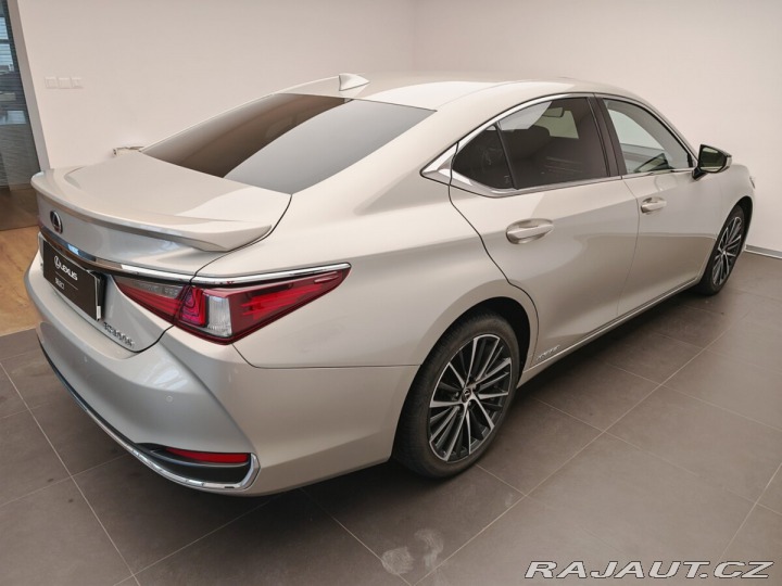 Lexus Ostatní modely ES 300h 2021