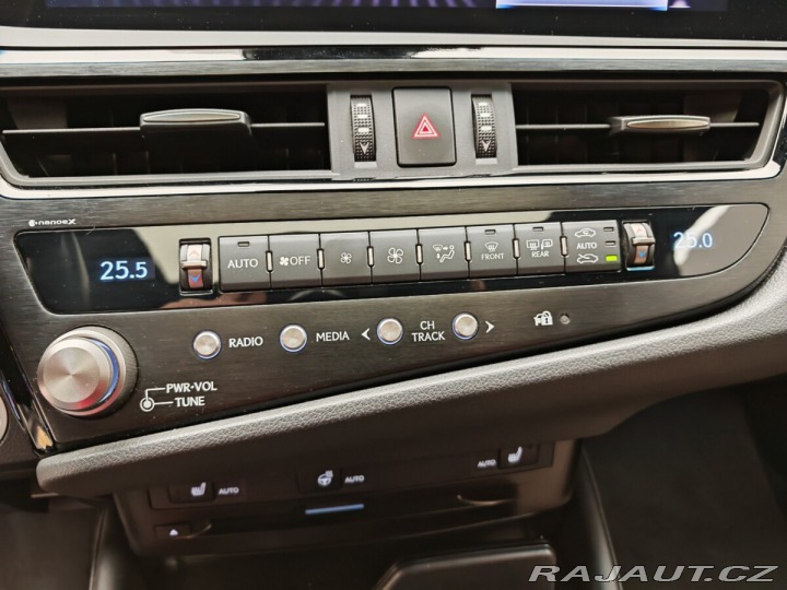 Lexus Ostatní modely ES 300h 2021