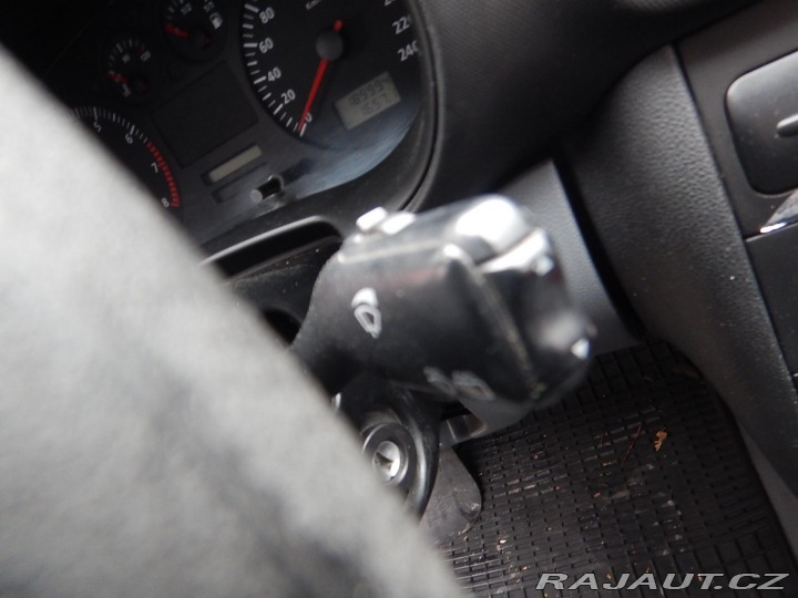 Seat Leon 1.6i, 74 kW, KLIMA 2000