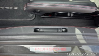 Porsche Cayman GT4 2023