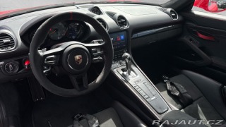 Porsche Cayman GT4 2023