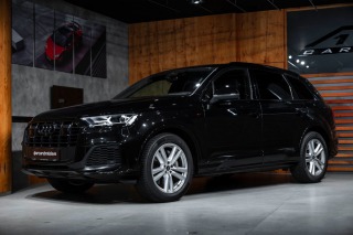 Audi Q7 55 TFSI quattro S line, A