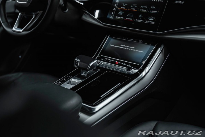 Audi Q7 55 TFSI quattro S line, A 2022
