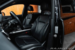 Audi Q7 55 TFSI quattro S line, A 2022
