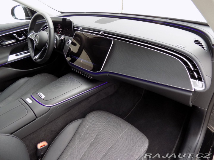 Mercedes-Benz E 300de/Digital-Light/Hybri 2024