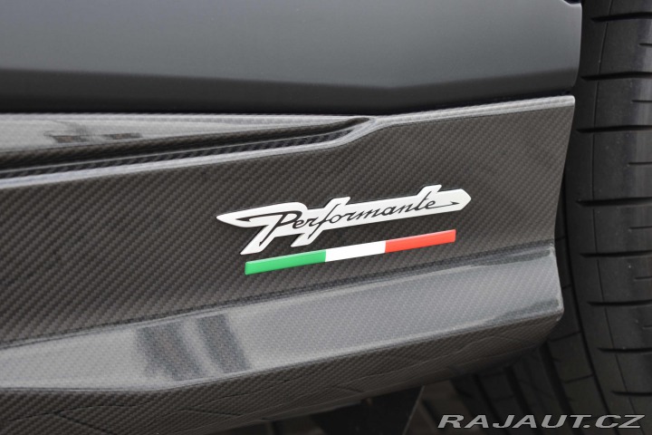 Lamborghini Urus PERFORMANTE!ZÁRUKA*KARBON 2023