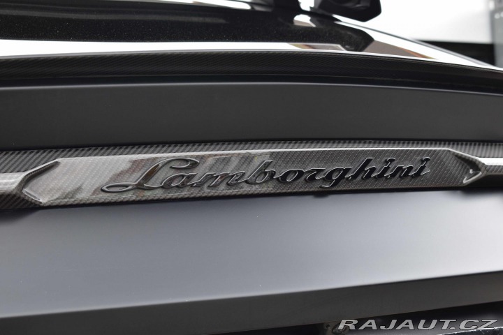 Lamborghini Urus PERFORMANTE!ZÁRUKA*KARON* 2023