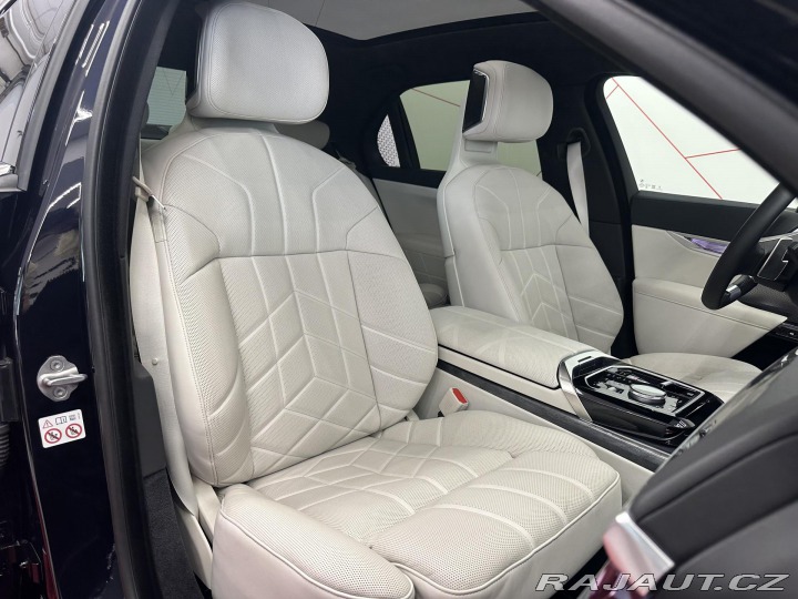 BMW 7 740d xDrive*B&W*PANO* 2024