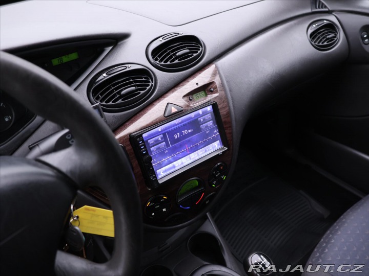 Ford Focus 1,6 16V 74kW Aut.klima We 2003