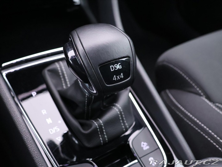 Škoda Karoq 2,0 TDI 140kW DSG Sportli 2020