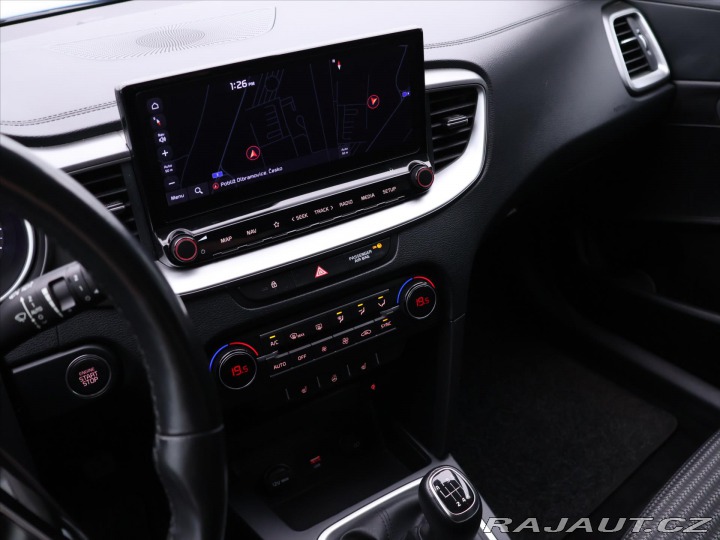 Kia Ceed 1,5 GDI 118kW Top Sw CZ 1 2022