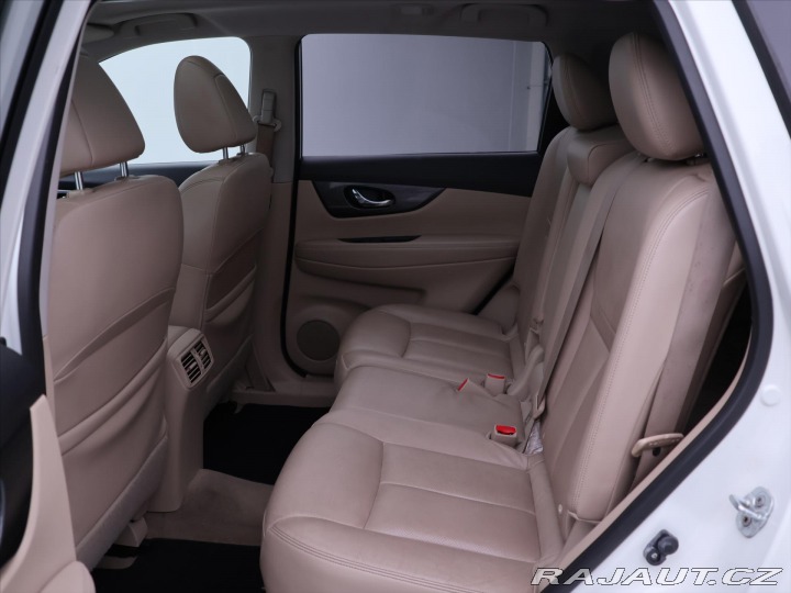 Nissan X-Trail 1,6 dCi Aut. Tekna 7-Míst 2015
