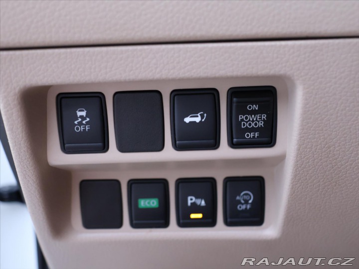 Nissan X-Trail 1,6 dCi Aut. Tekna 7-Míst 2015