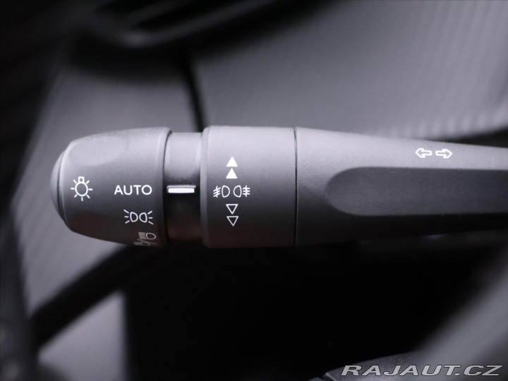 Peugeot 2008 1,2 PT 74kW Active Navi 2021