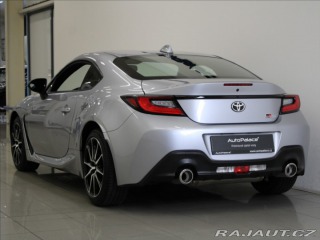 Toyota GR86 2,4 234k. Dynamic 5170 km 2023