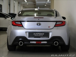 Toyota GR86 2,4 234k. Dynamic 5170 km 2023