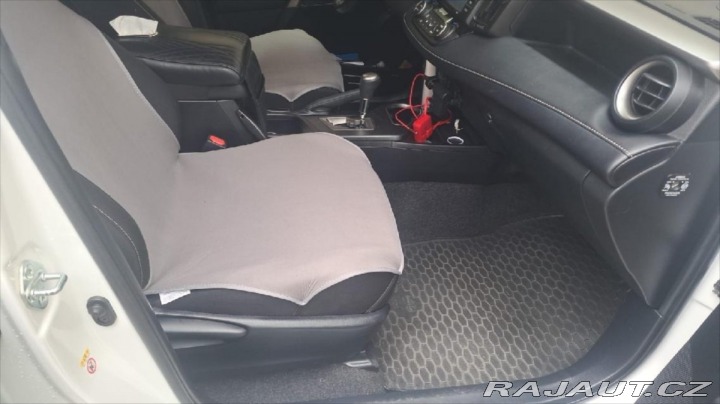 Toyota RAV4 Hybrid automat 2018