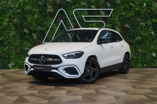 Mercedes-Benz GLA 200d Offroad Kamera LED