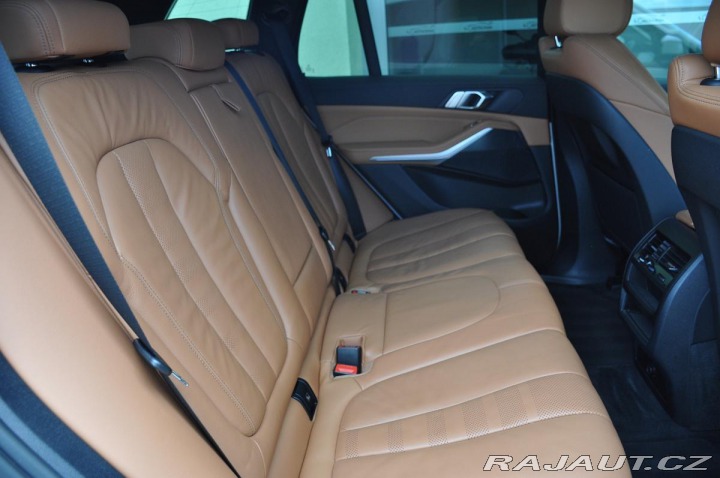BMW X5 3,0d xDrive M-SPORT ČR 1. 2022