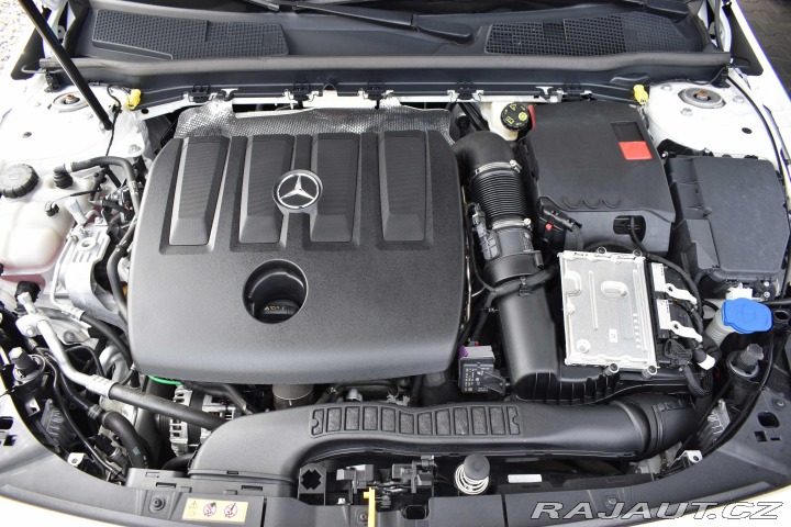 Mercedes-Benz A A 180d STYLE *KAMERA*DPH* 2021