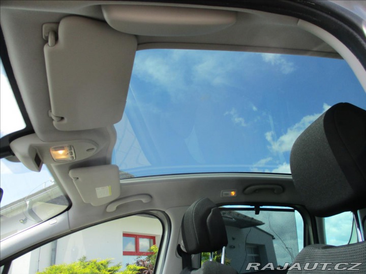 Peugeot 3008 1,6 i 16V 115kw Panorama, 2010