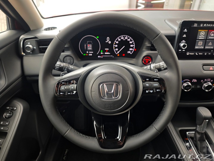 Honda HR-V 1.5 e:HEV Elegance Red SK 2025