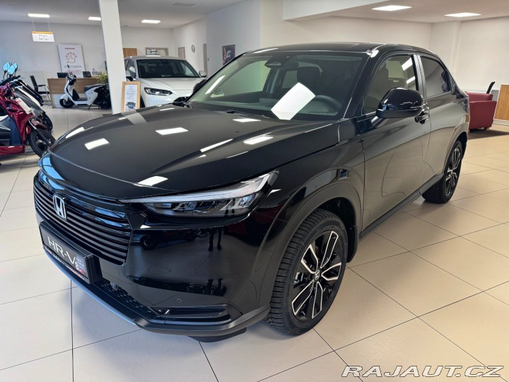 Honda HR-V 1.5 e:HEV Elegance+ZIMNÍ 2026