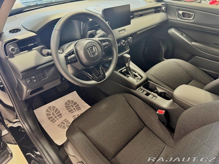 Honda HR-V 1.5 e:HEV Elegance+ZIMNÍ 2026