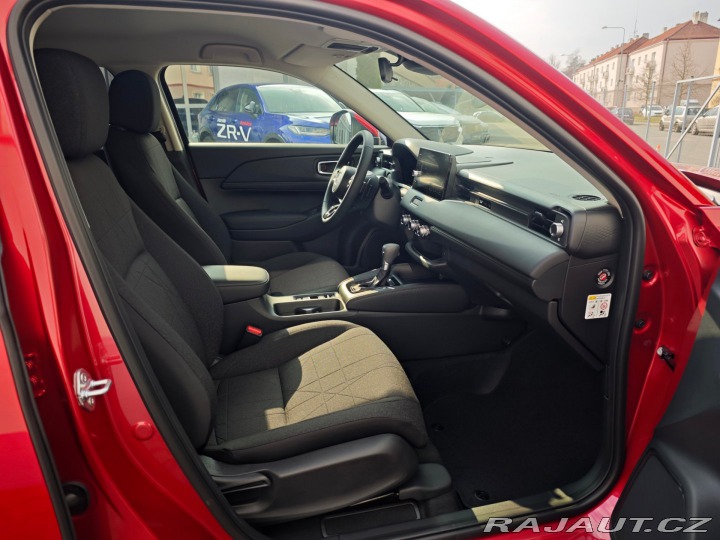 Honda HR-V 1.5 e:HEV Elegance Red SK 2025