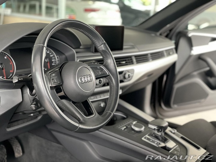 Audi A4 40TFSI Aut.140kW*SPORT*Ta 2018