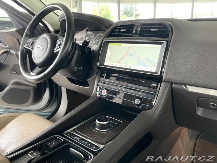 Jaguar F-Pace 35t AWD*250kW*360°Kamery* 2017