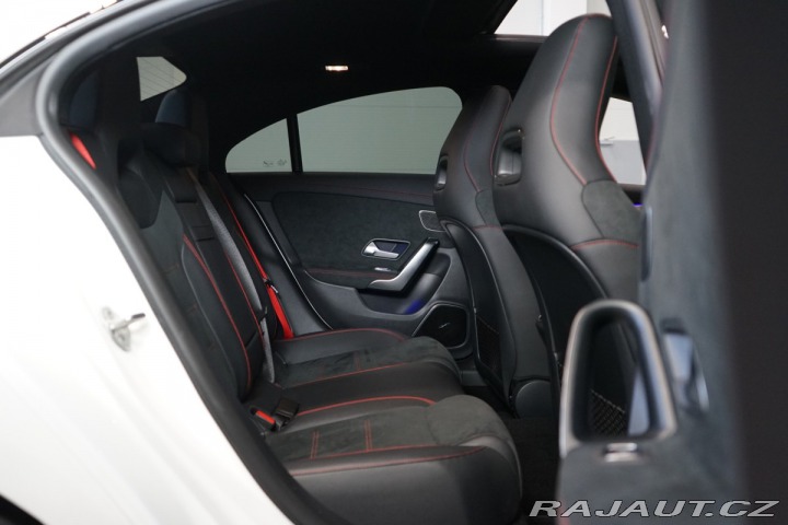 Mercedes-Benz CLA 45 AMG*4MATIC+*PANO*BURM* 2021