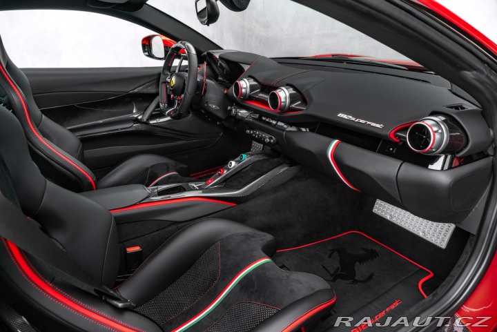 Ferrari 812 Superfast Atelier, Novite 2019